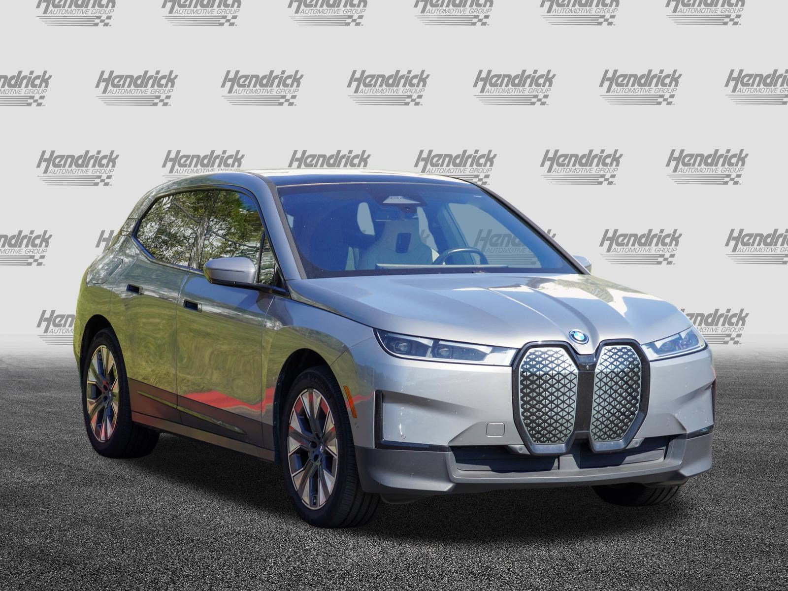 Certified 2024 BMW iX xDrive50 w/ Convenience Package AWD/4WD image 2
