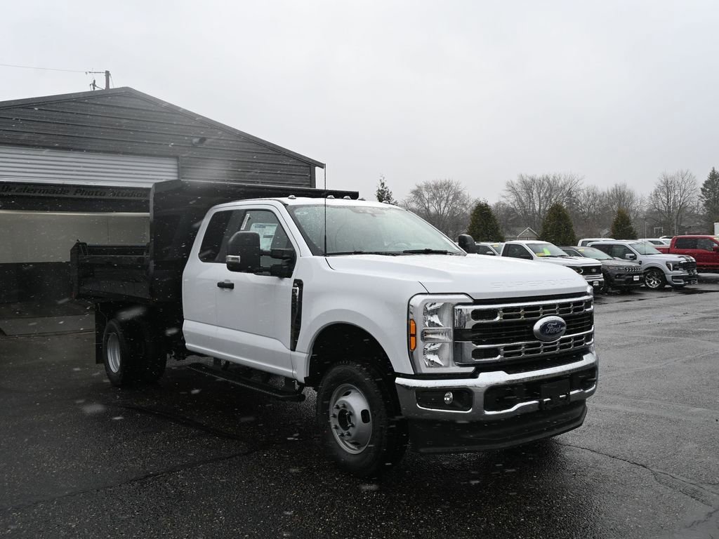 New 2026 Ford F350 XL w/ XL Chrome Package image 20