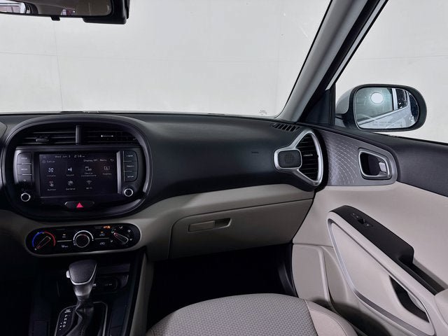 Certified 2023 Kia Soul LX w/ LX Technology Package FWD image 22