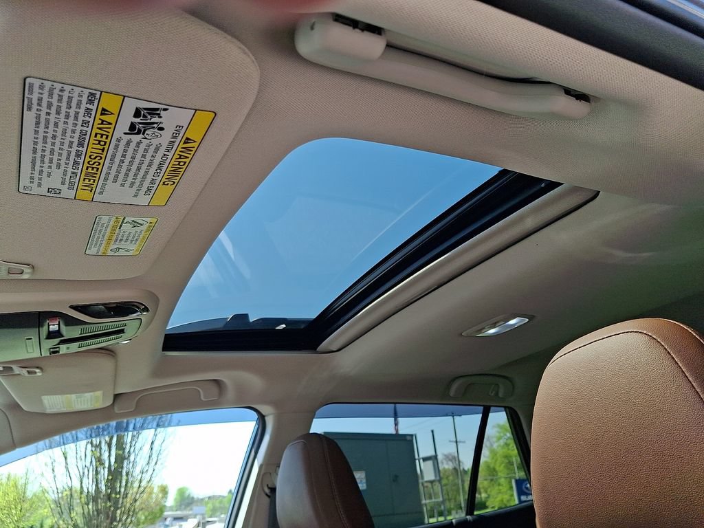 Certified 2023 Subaru Outback Touring XT AWD/4WD image 16
