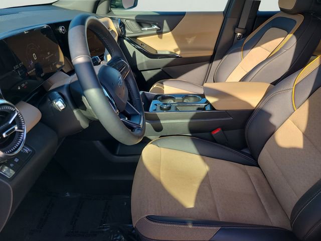 Used 2025 Chevrolet Equinox ACTIV w/ Safety and Technology Package image 23