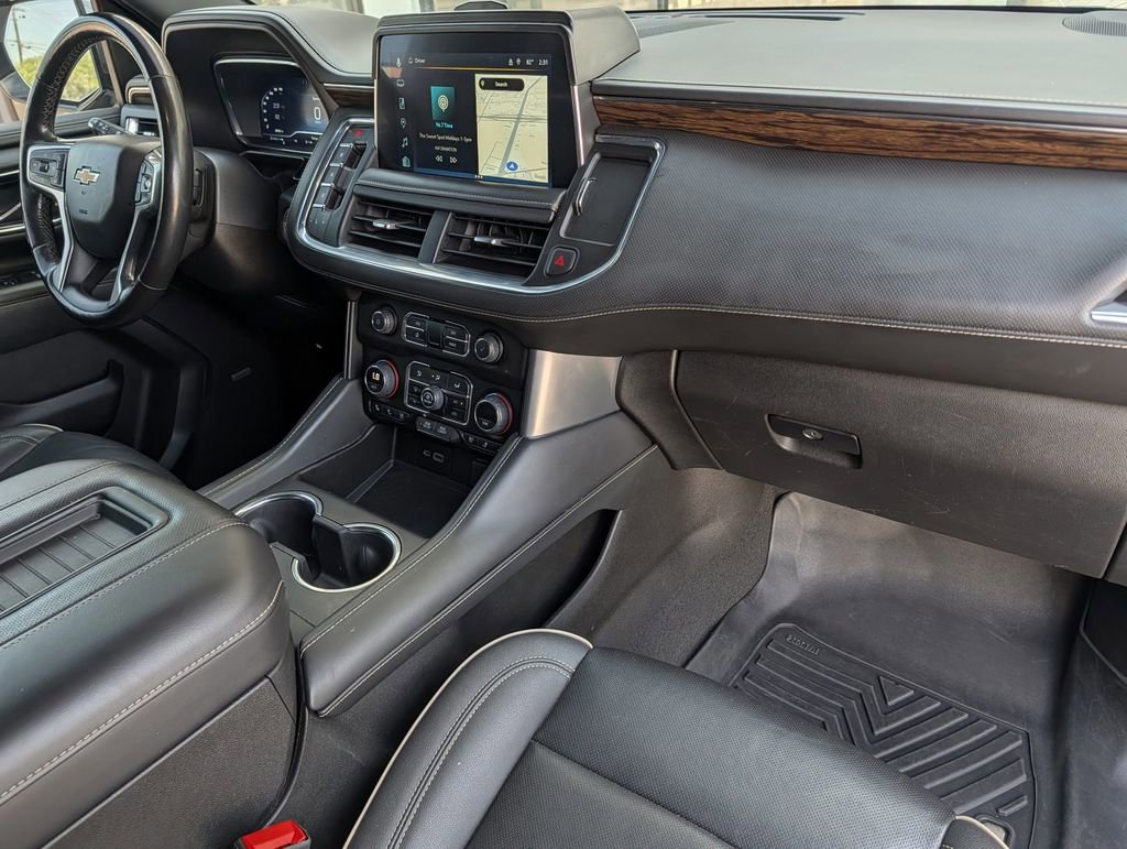 Used 2023 Chevrolet Suburban Premier RWD image 35