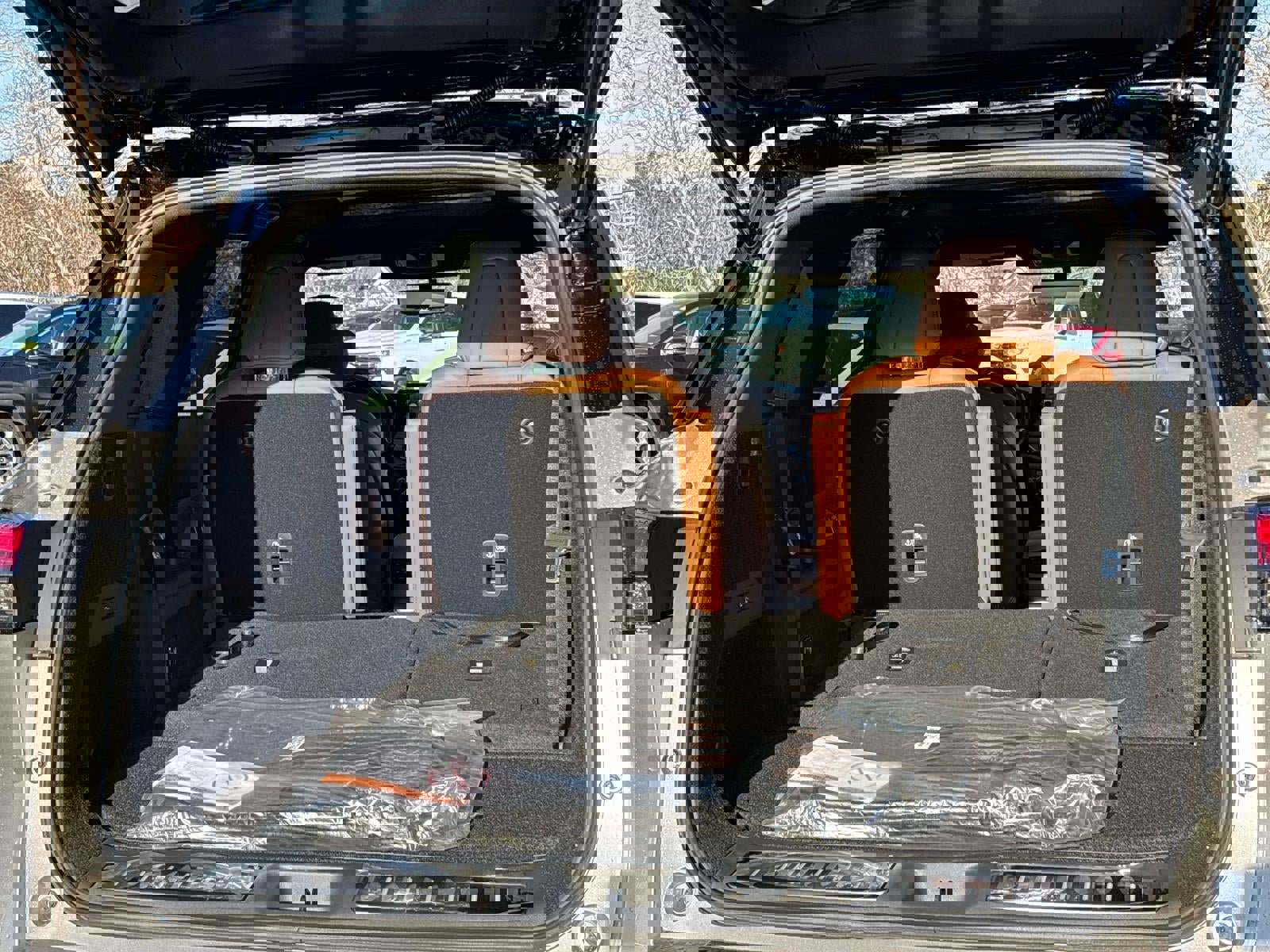 New 2026 INFINITI QX60 Autograph w/ Dark Cargo Package AWD/4WD image 4