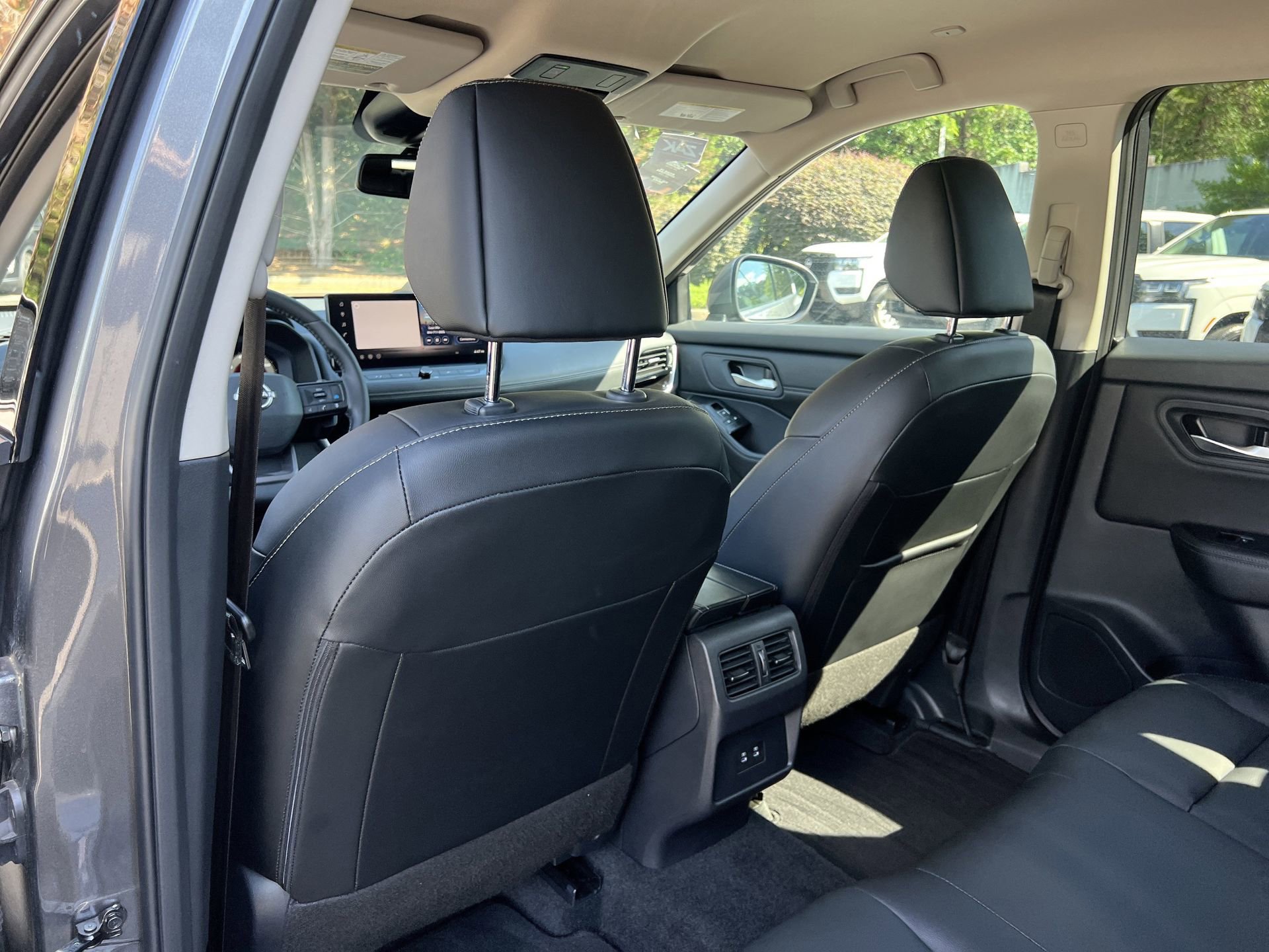 Certified 2026 Nissan Rogue SL AWD/4WD image 14