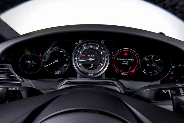 Used 2022 Porsche 911 Carrera GTS w/ Premium Package image 26