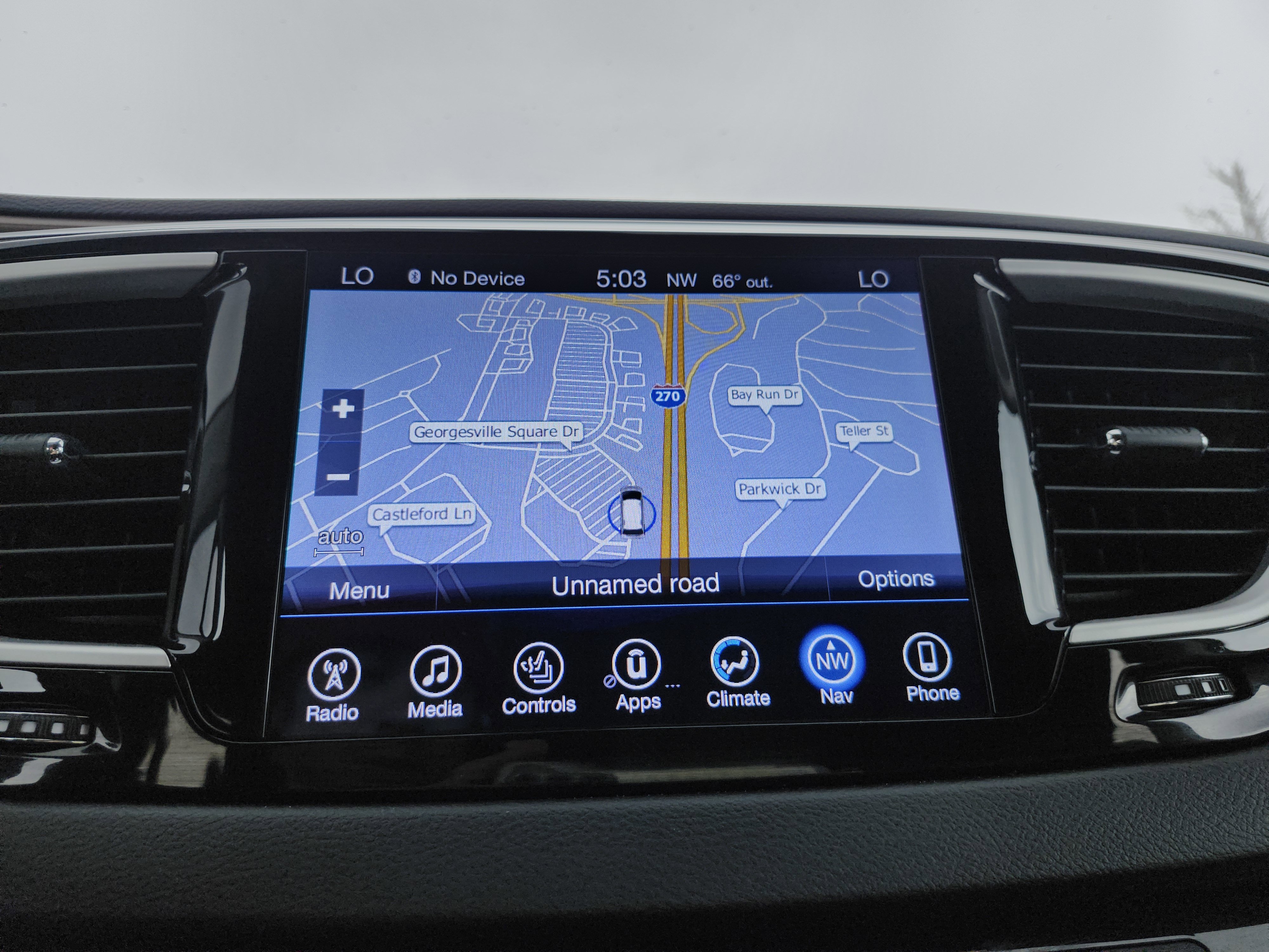 Used 2017 Chrysler Pacifica Touring-L image 4