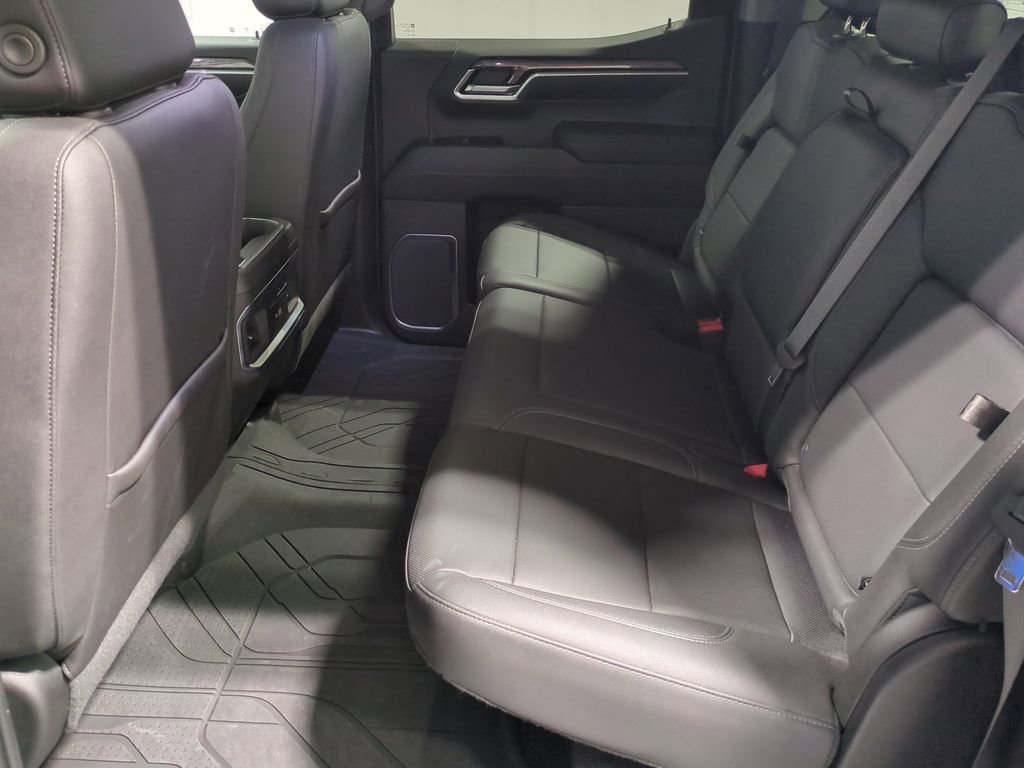 Used 2022 Chevrolet Silverado 1500 LTZ w/ LTZ Convenience Package II image 24