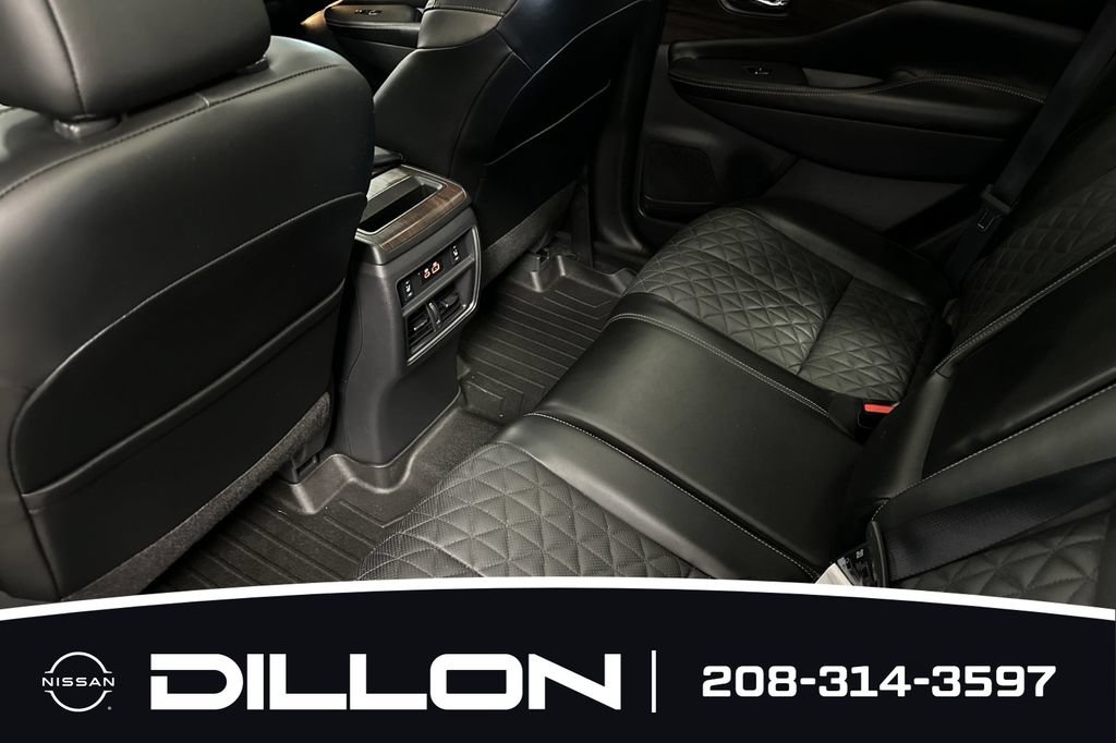 Certified 2024 Nissan Murano Platinum w/ Cargo Package AWD/4WD image 15