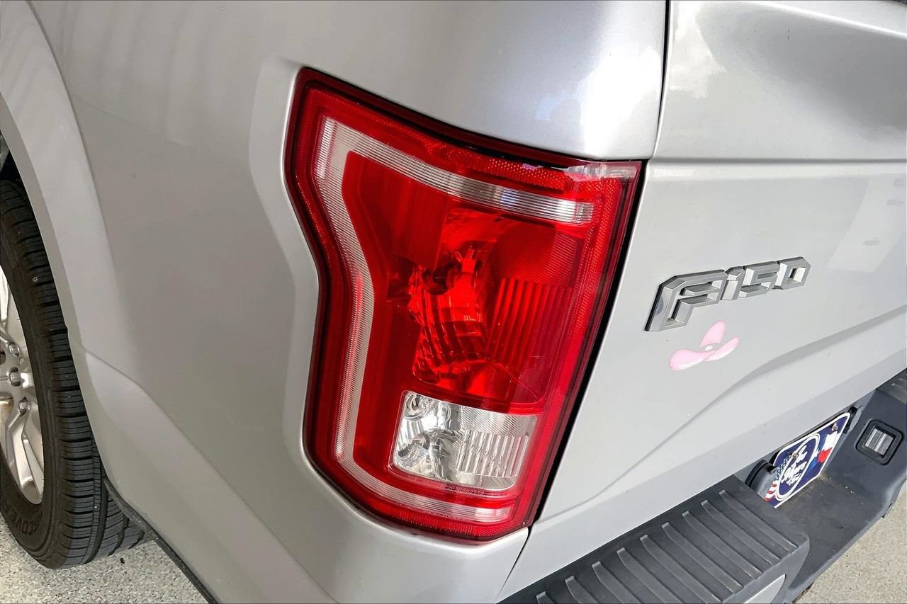 Used 2016 Ford F150 XLT w/ Equipment Group 302A Luxury RWD image 13