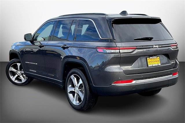 Used 2024 Jeep Grand Cherokee Limited w/ Trailer Tow Package image 13