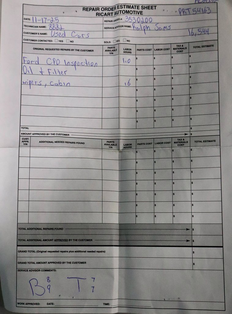 Used 2023 GMC Acadia SLT w/ LPO, Floor Liner Package image 7