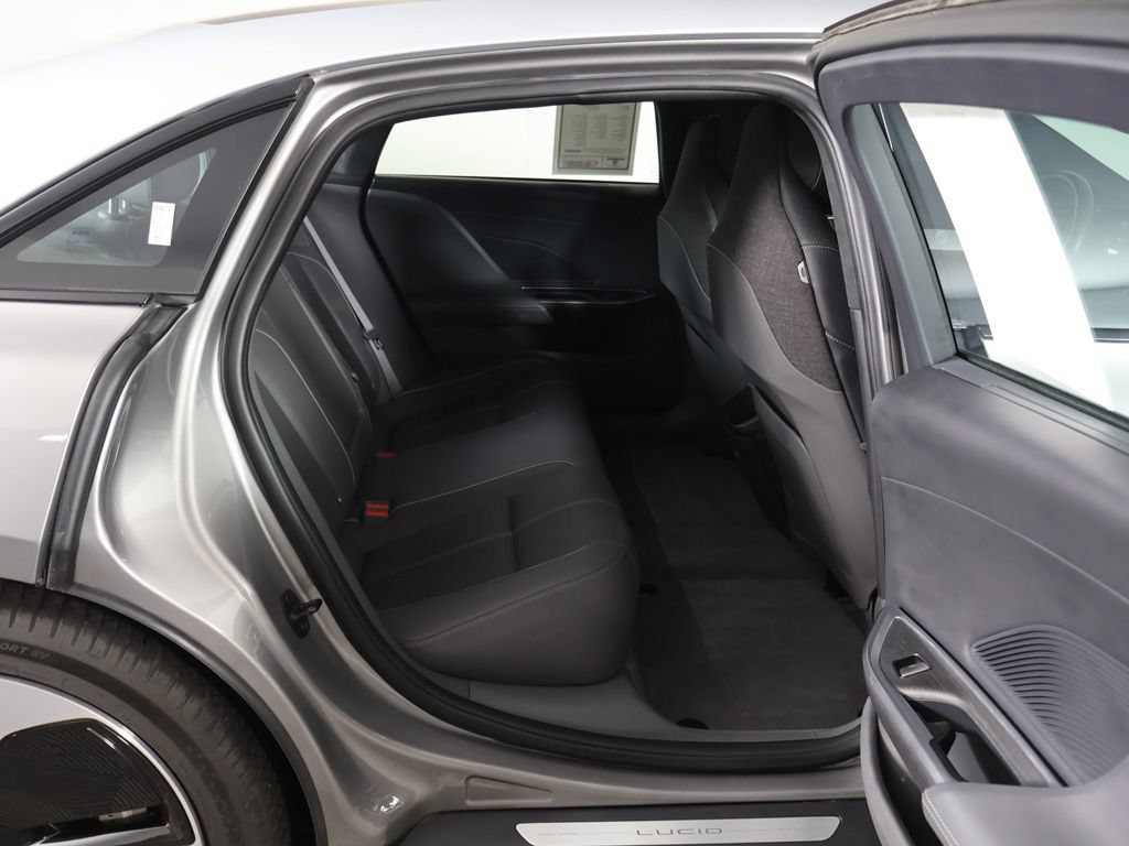 Used 2023 Lucid Air Grand Touring AWD/4WD image 32