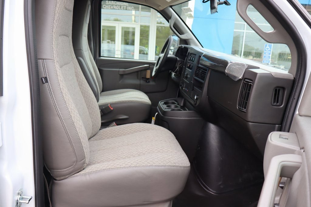 New 2025 Chevrolet Express 2500 w/ Driver Convenience Package RWD image 16