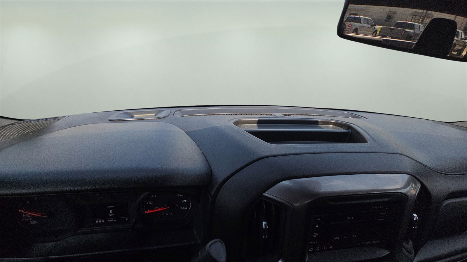 Used 2024 Chevrolet Silverado 1500 Custom image 9