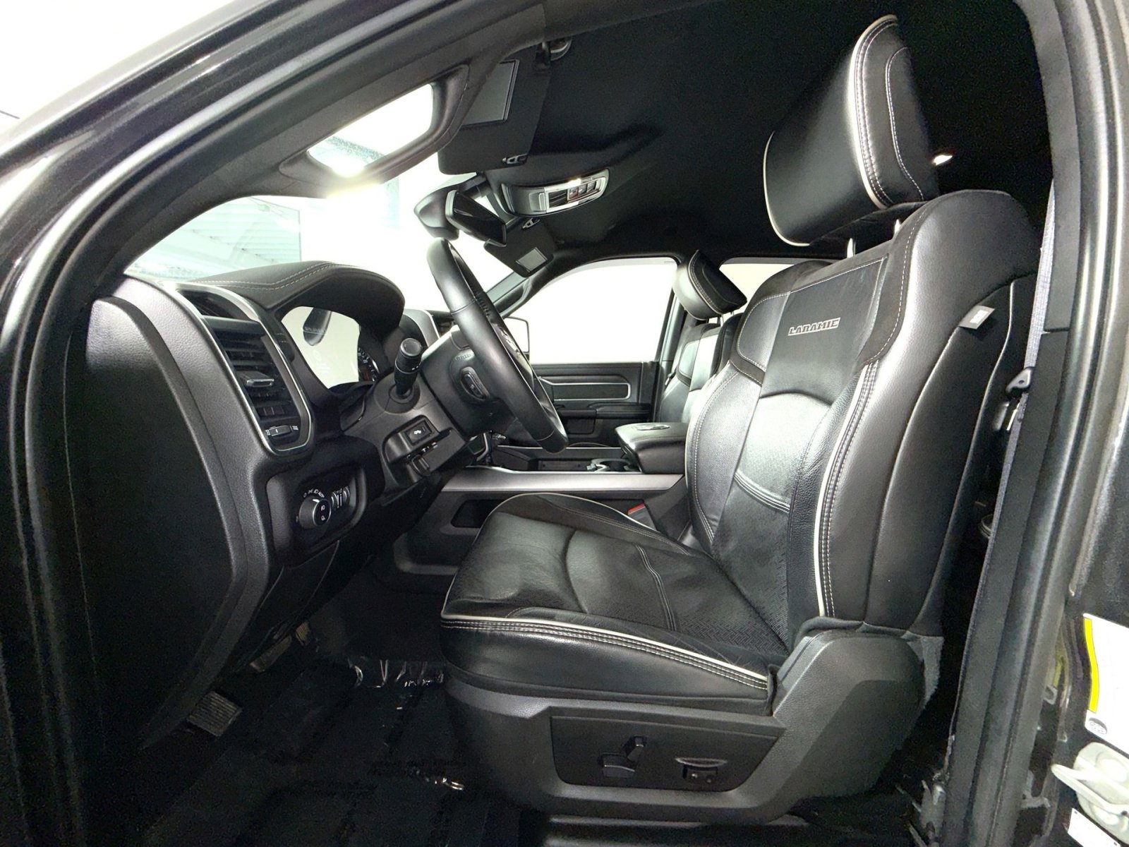 Used 2023 RAM 2500 Laramie AWD/4WD image 13