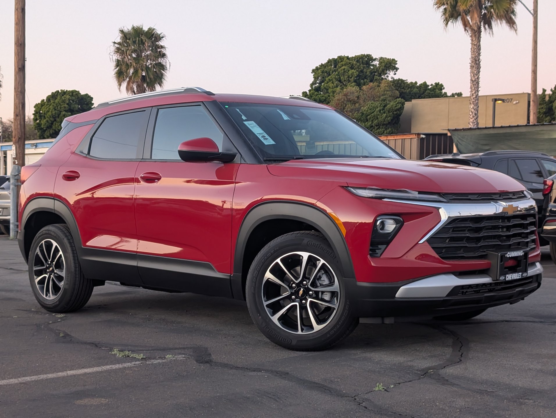 New 2026 Chevrolet TrailBlazer LT FWD image 2