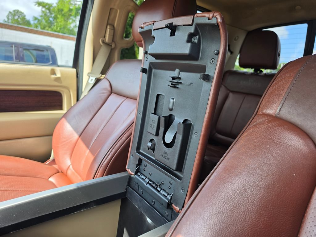 Used 2014 Ford F150 King Ranch w/ King Ranch Luxury Package RWD image 30