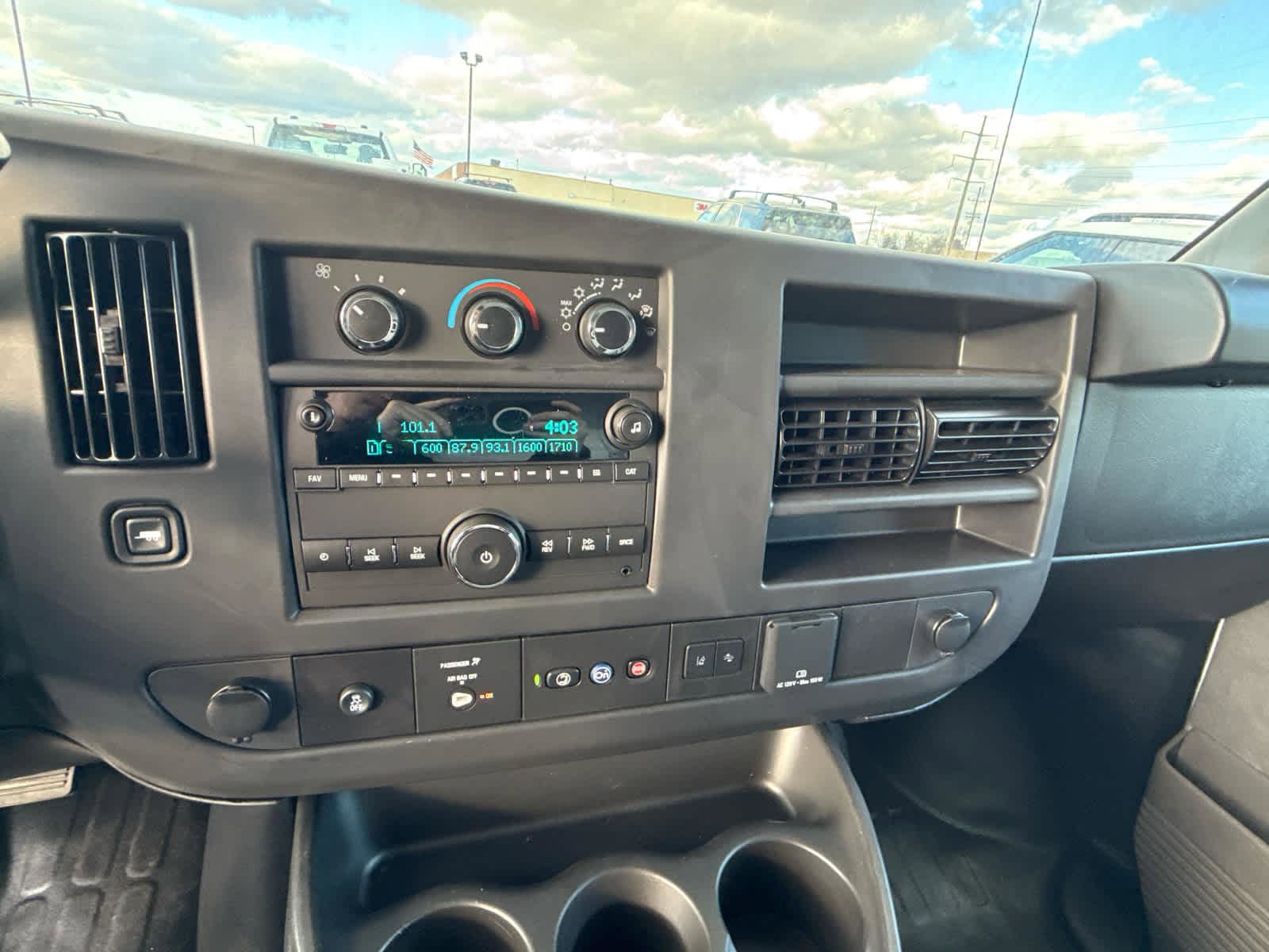 New 2025 GMC Savana 3500 w/ Power Convenience Package RWD image 19