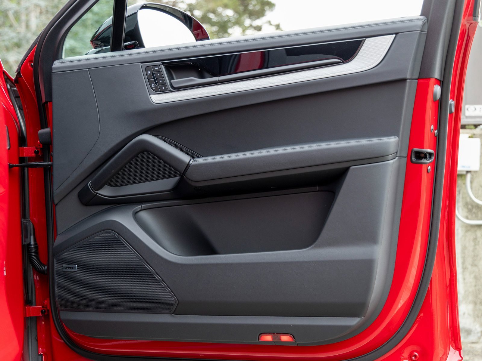 New 2026 Porsche Cayenne Coupe image 48