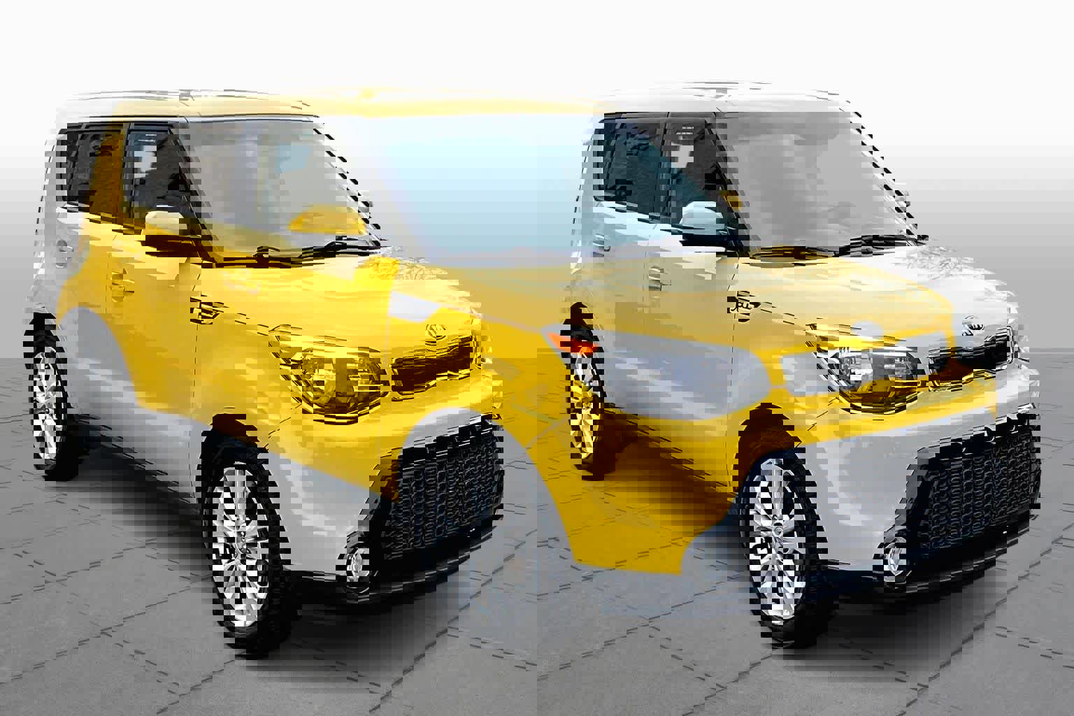 Used 2016 Kia Soul + image 3