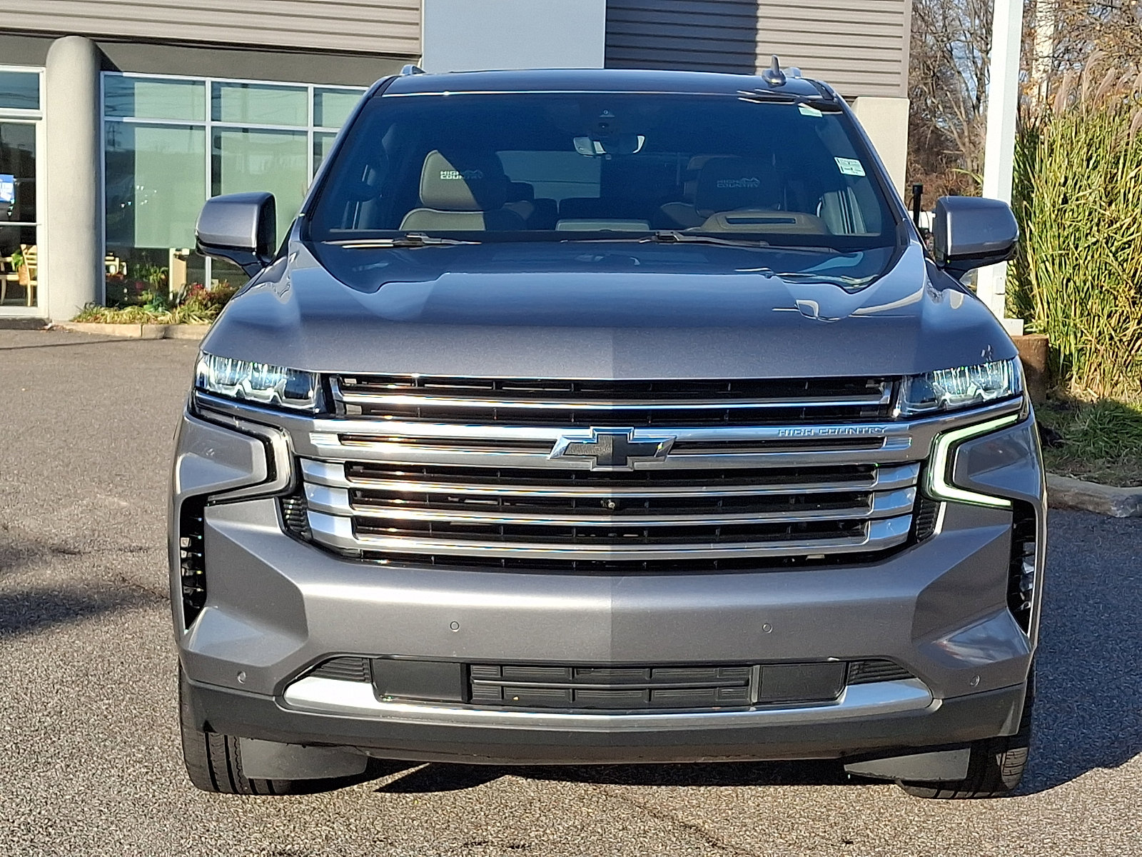 Used 2021 Chevrolet Suburban High Country image 3
