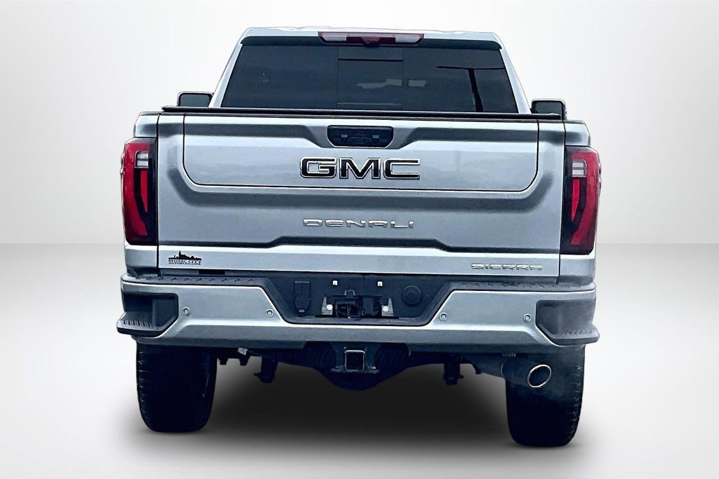Used 2025 GMC Sierra 3500 Denali w/ Denali Reserve Package AWD/4WD image 7