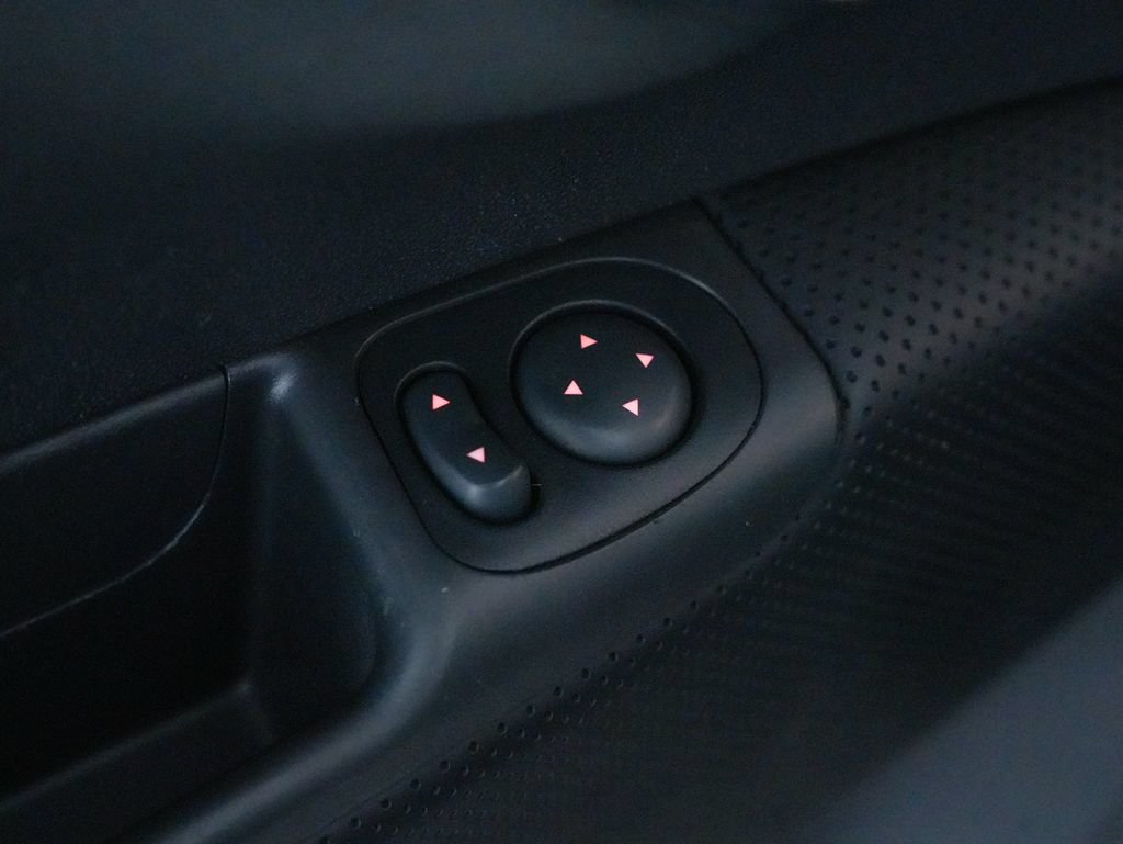 Used 2013 FIAT 500 Sport w/ Beats Audio Pkg FWD image 27
