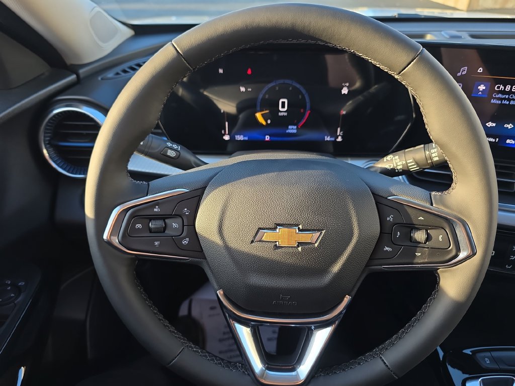 New 2026 Chevrolet Trax LT w/ LT Convenience Package FWD image 14