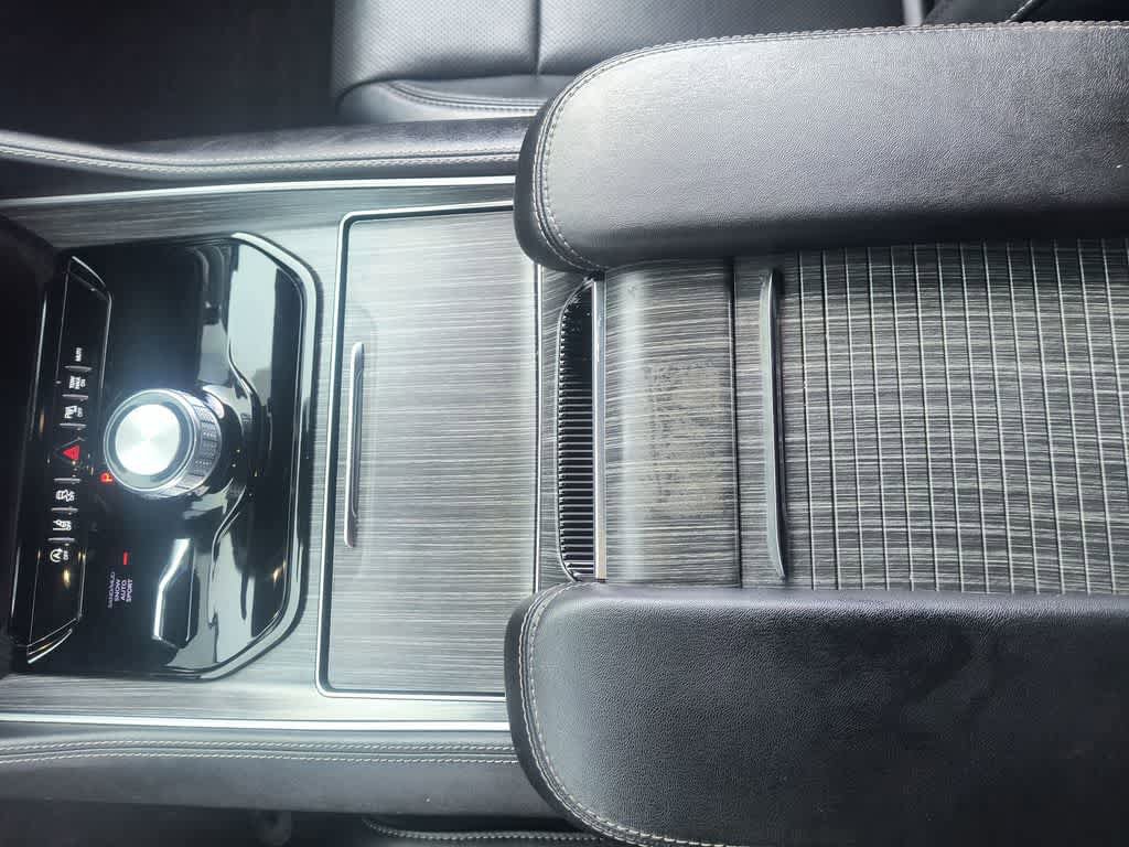Used 2023 Jeep Wagoneer L Series II AWD/4WD image 21