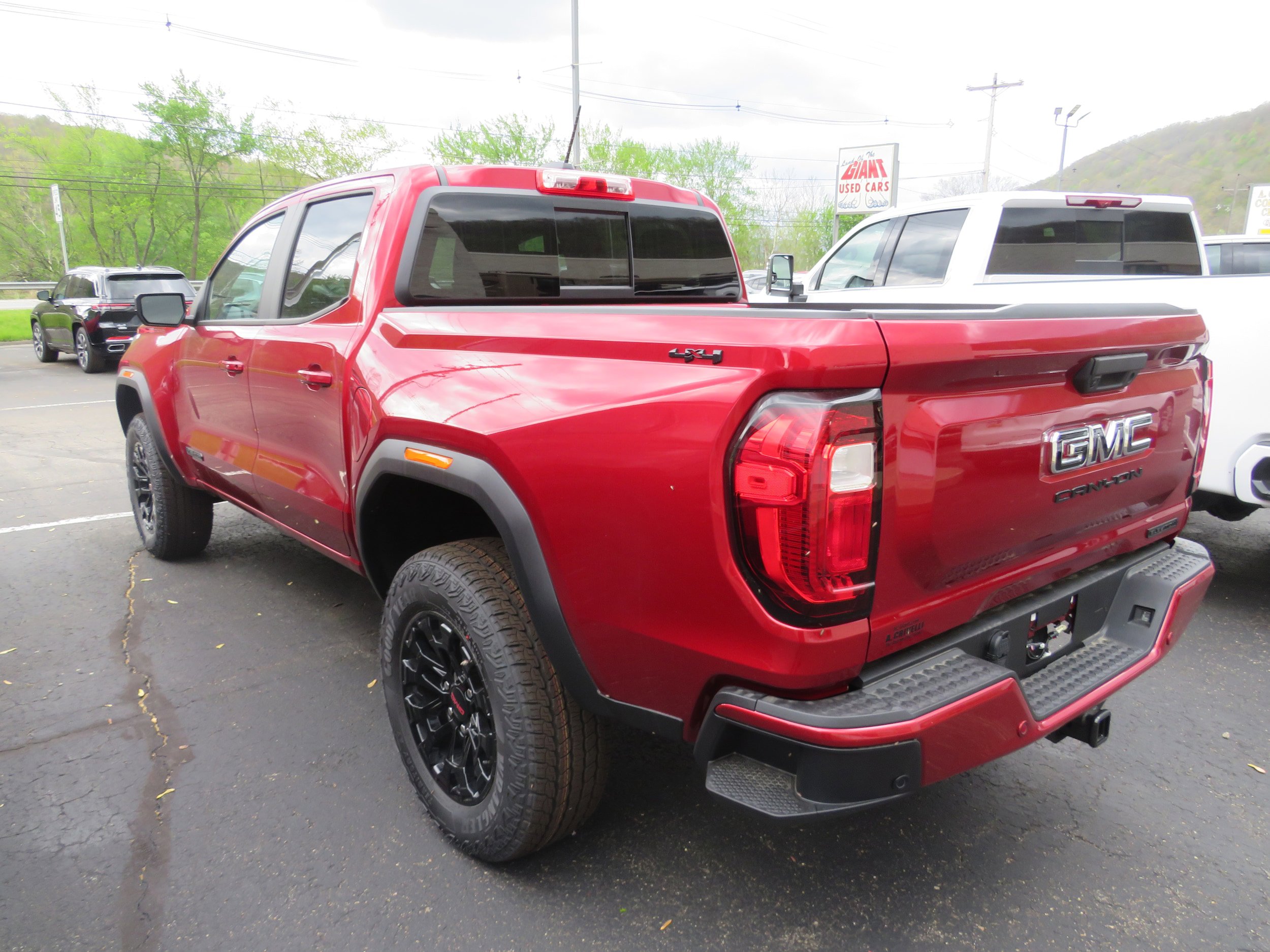 New 2026 GMC Canyon Elevation w/ Convenience Package AWD/4WD image 4