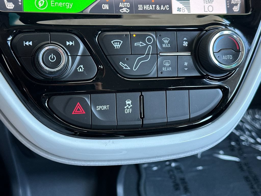 Used 2017 Chevrolet Bolt Premier w/ Driver Confidence II Package FWD image 19