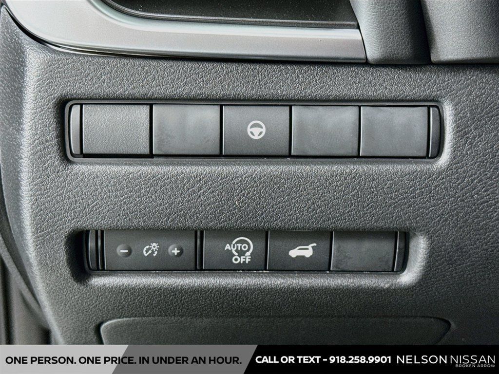 New 2026 Nissan Rogue Dark Armor FWD image 10