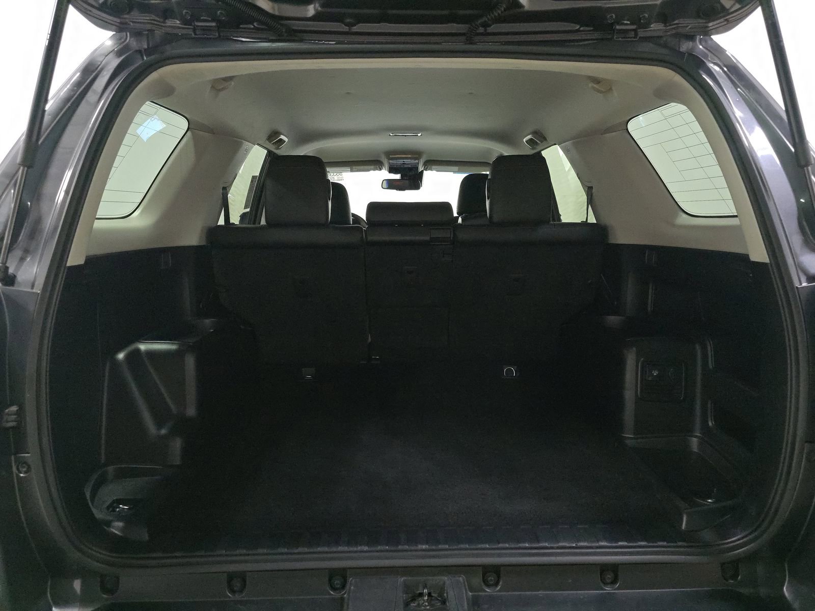 Used 2020 Toyota 4Runner TRD Off-Road Premium image 17