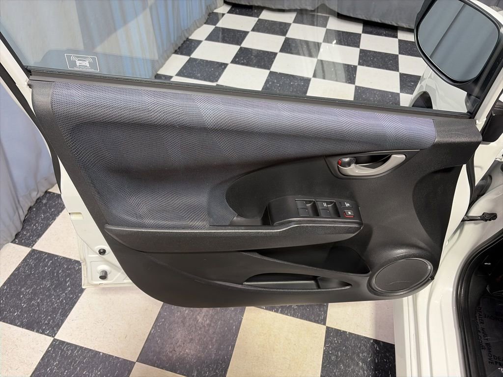 Used 2011 Honda Fit Sport image 10