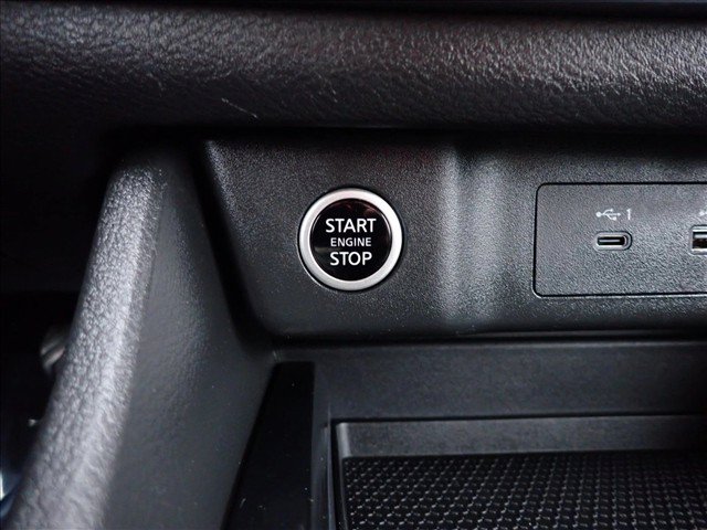 Used 2023 Nissan Rogue SV FWD image 23
