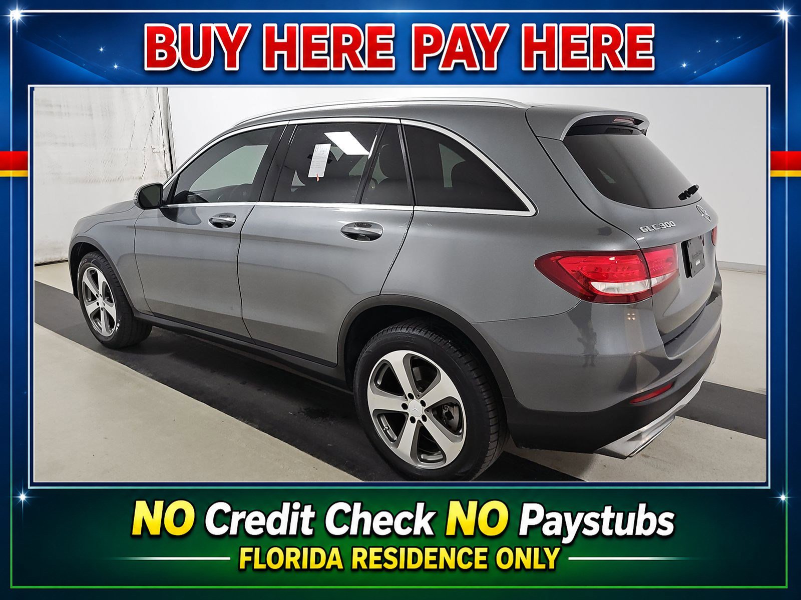 Used 2017 Mercedes-Benz GLC 300 w/ Premium 1 Package image 4