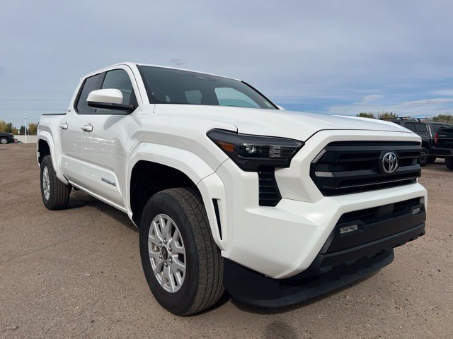 Used 2025 Toyota Tacoma SR5 AWD/4WD image 7