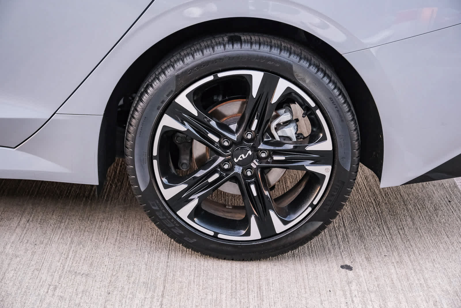 Used 2024 Kia K5 GT-Line w/ GT-Line Premium Package FWD image 9