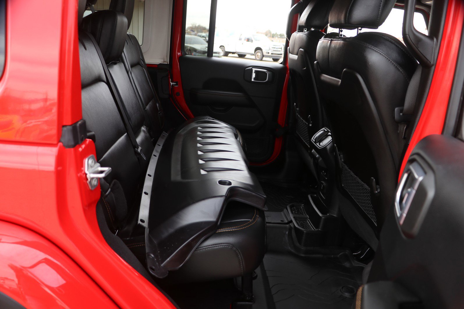 Used 2024 Jeep Wrangler Sahara w/ Technology Group image 30