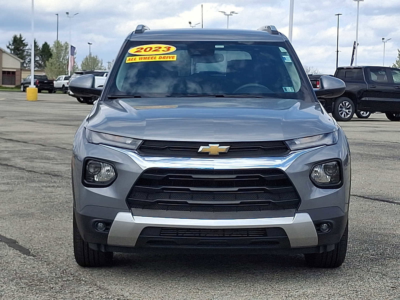 Used 2023 Chevrolet TrailBlazer LT w/ Convenience Package image 3