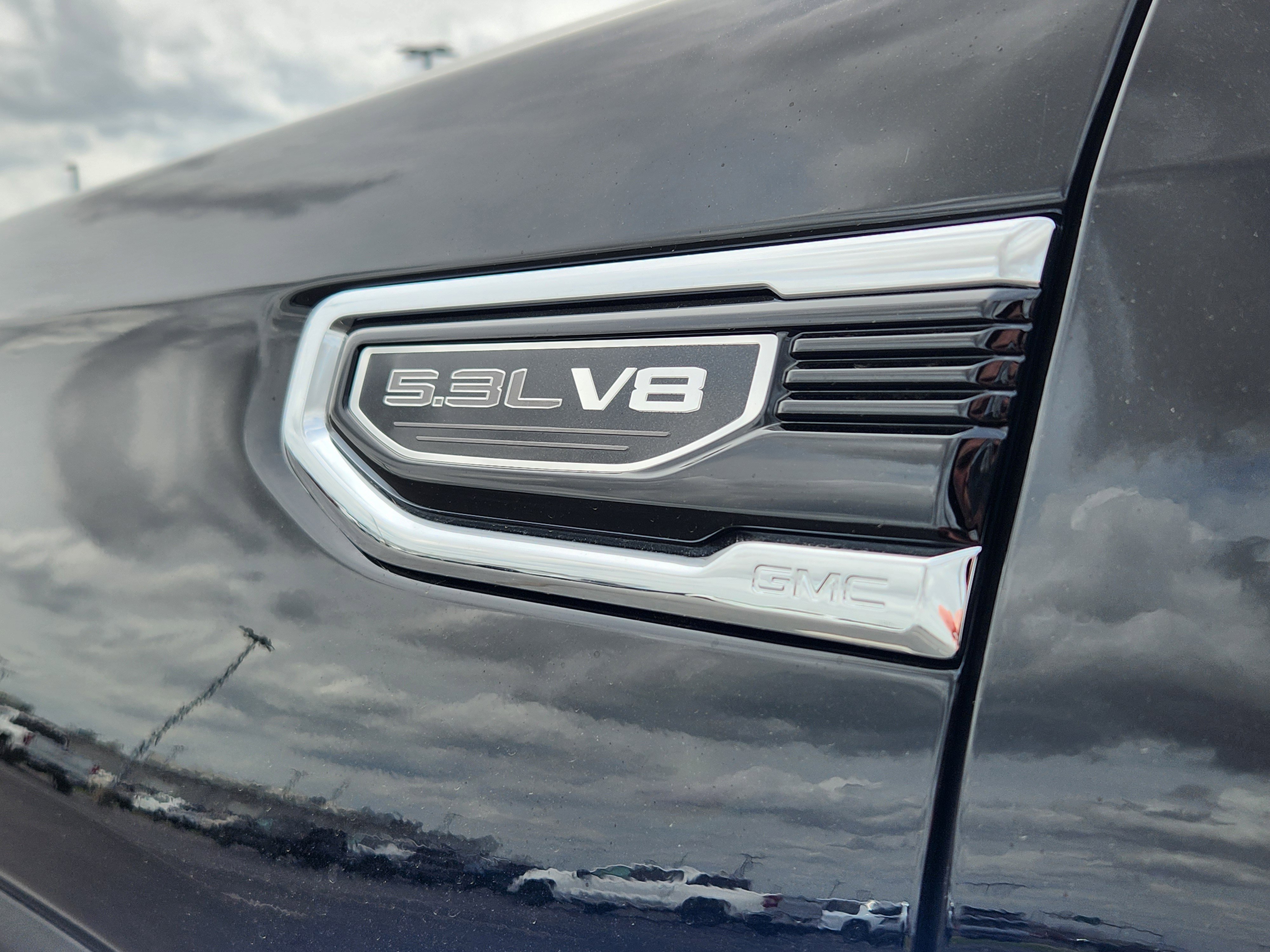 New 2026 GMC Sierra 1500 SLT image 7