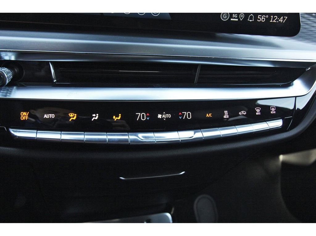 New 2026 Cadillac Lyriq Luxury image 19