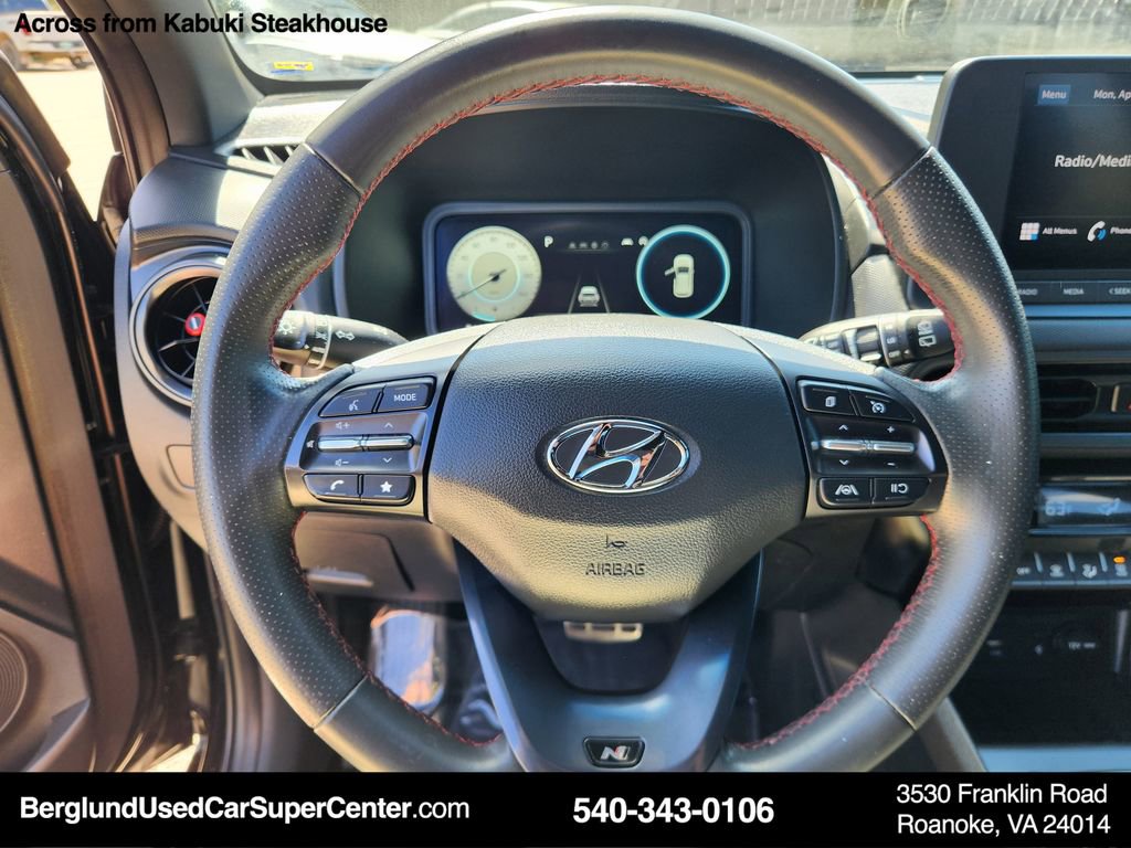 Used 2022 Hyundai Kona N Line image 19