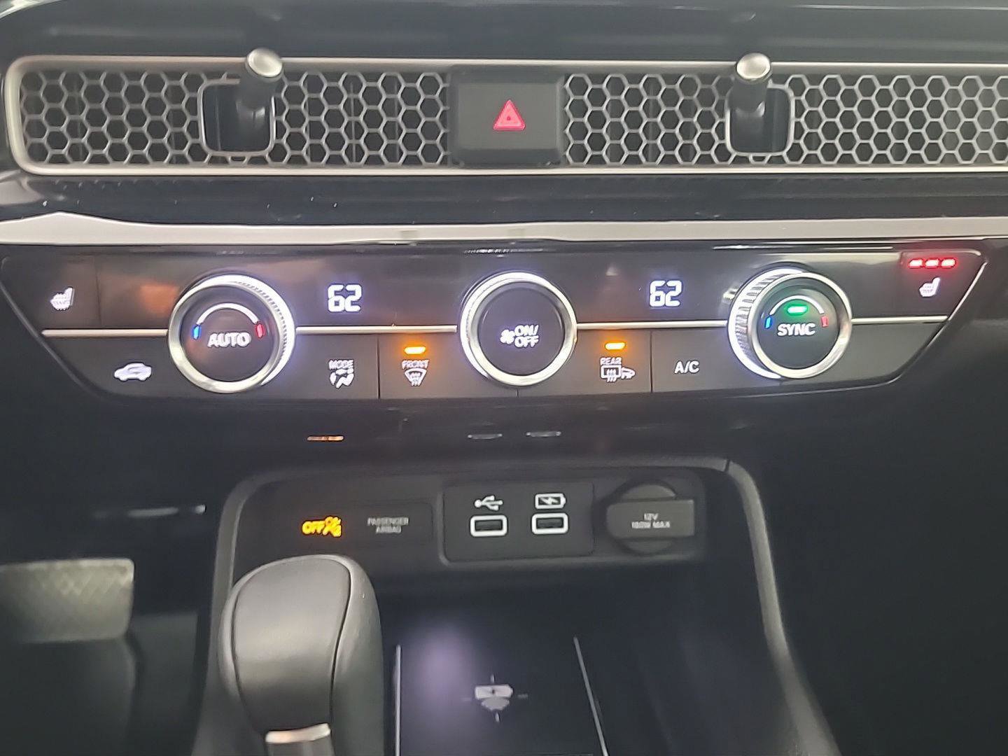 Certified 2024 Honda Civic Touring image 31