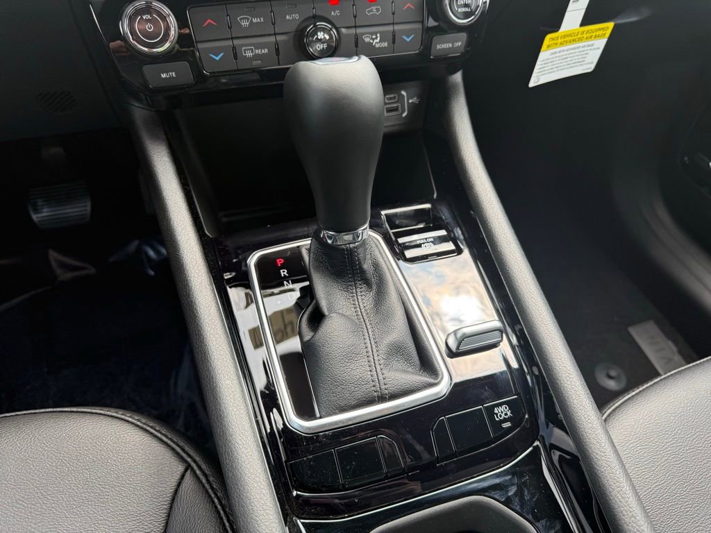 New 2025 Jeep Compass Limited w/ Sun & Sound Group image 28