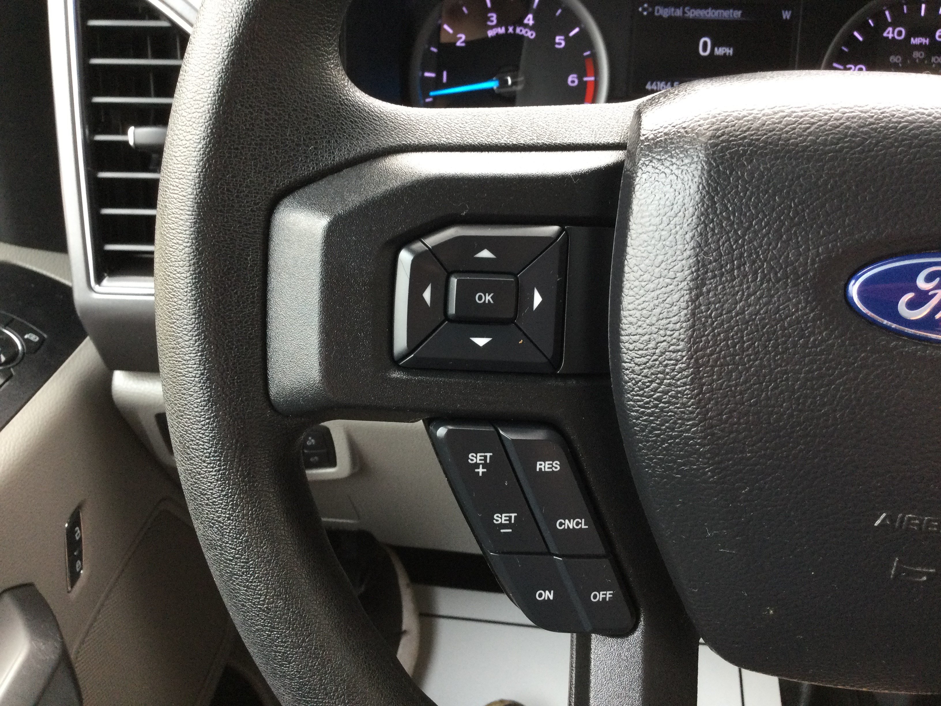 Used 2020 Ford F250 XLT AWD/4WD image 17