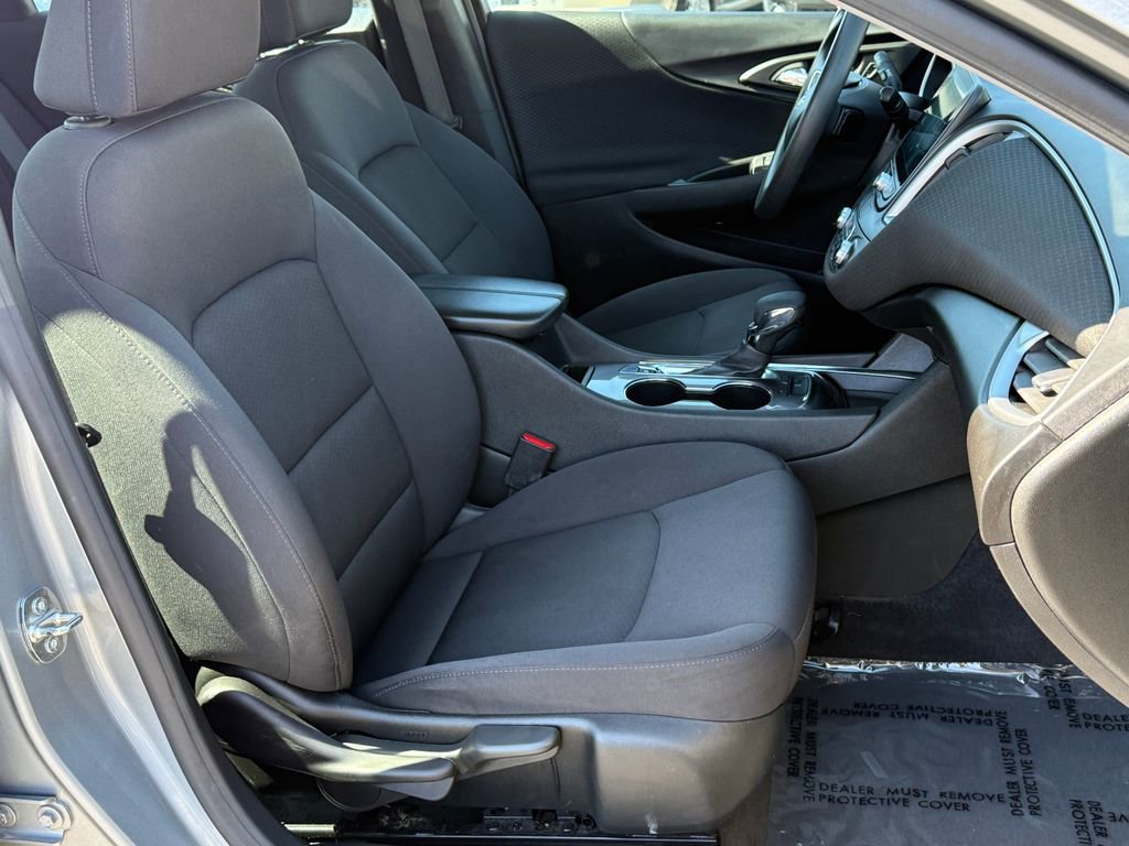 Used 2023 Chevrolet Malibu LT image 11