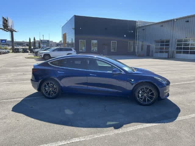 Used 2018 Tesla Model 3 Long Range RWD image 9