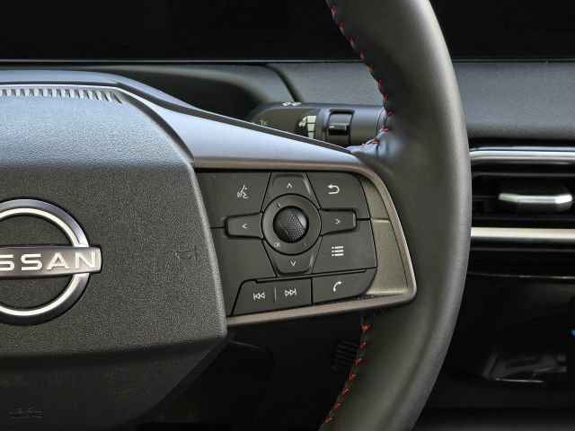 Used 2026 Nissan Sentra SR w/ Floor Mat Package FWD image 22