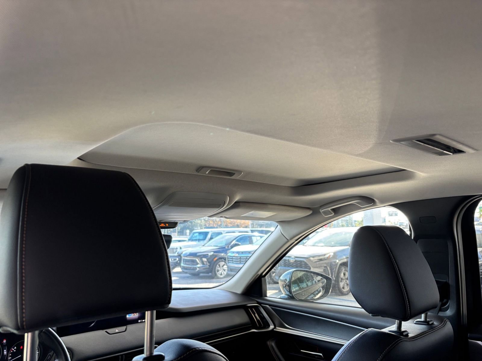 Used 2025 MAZDA CX-90 3.3 Turbo w/ Preferred Package AWD/4WD image 29